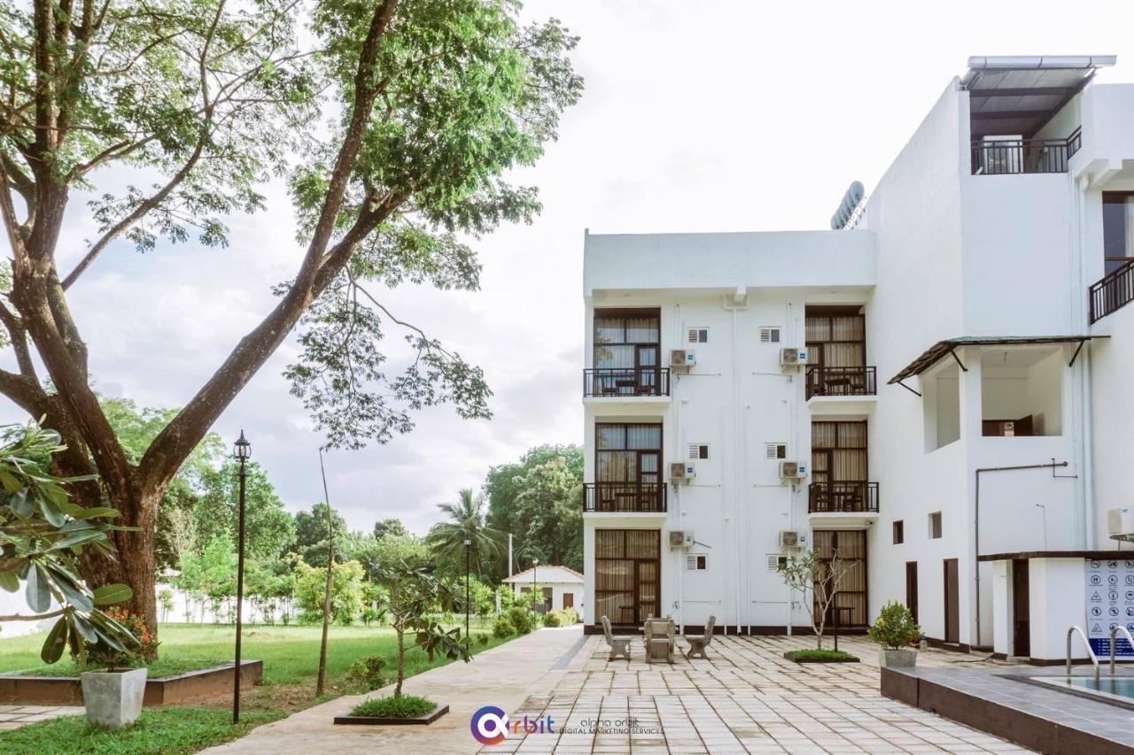 The Grand Pearl Resort Monaragala Dış mekan fotoğraf